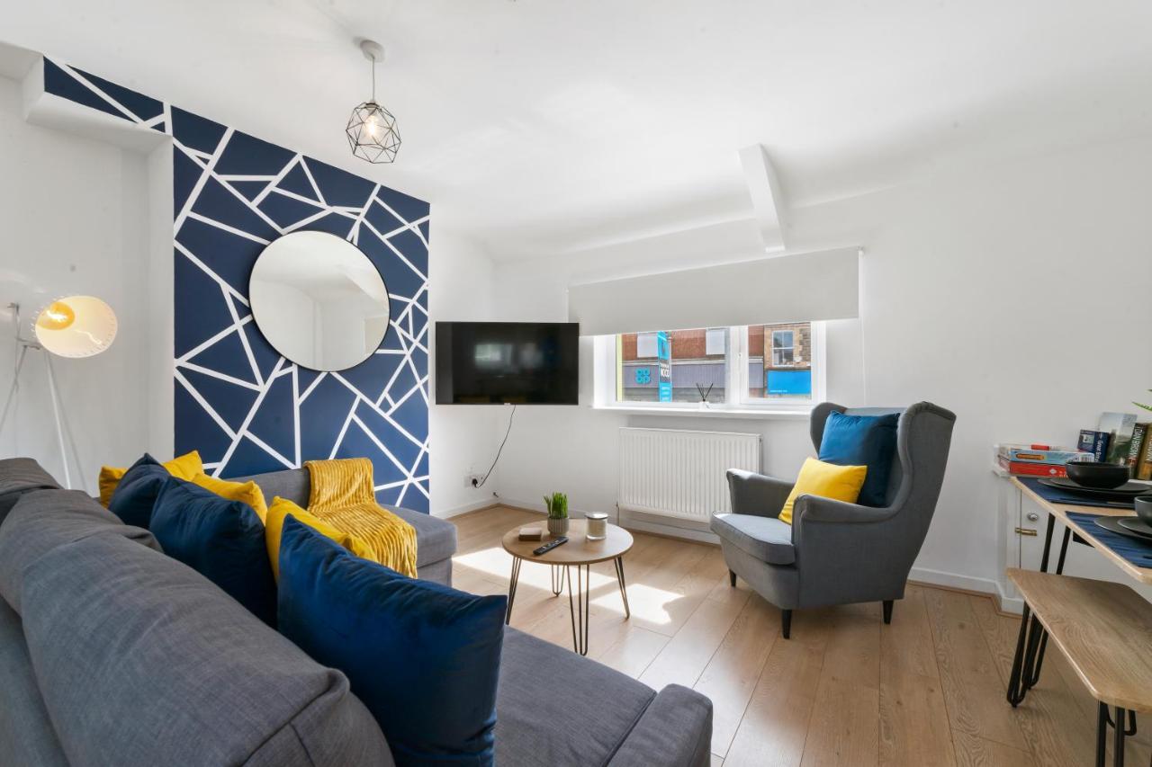 Village Cwtch Whitchurch 2 Bedroom Apartment 카디프 외부 사진