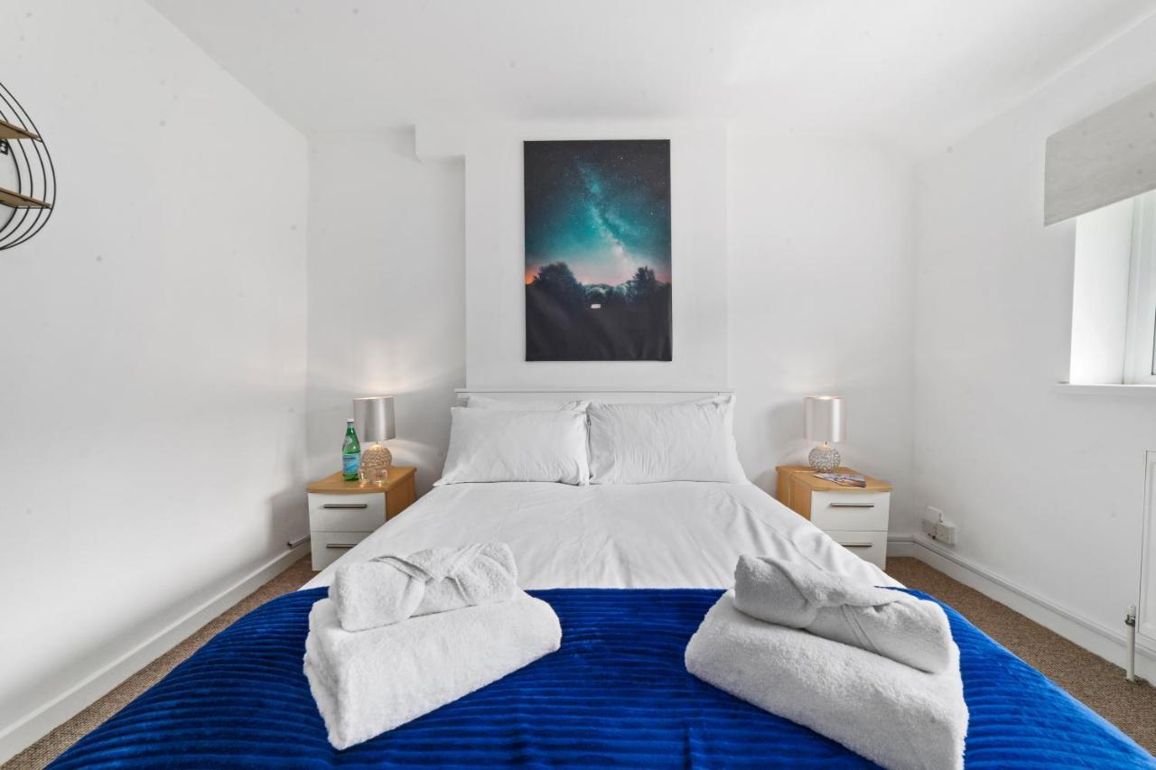 Village Cwtch Whitchurch 2 Bedroom Apartment 카디프 외부 사진
